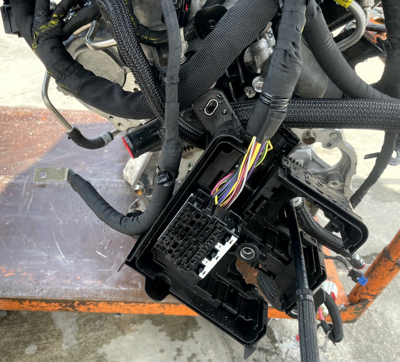 Load image into Gallery viewer, CHEVROLET EQUINOX FWD ENGINE MOTOR ASSEMBLY AUTOMATIC 1.5L 5K MILES 2026 #112384
