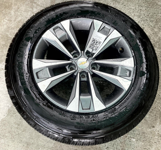 CHEVROLET EQUINOX LT 17x7-1/2 5 DOUBLE SPOKE ALLOY WHEEL RIM W/TIRE 25-26 112391