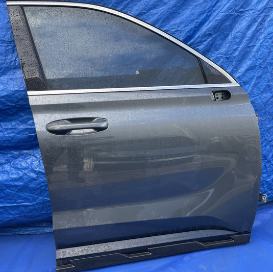 HYUNDAI PALISADE FRONT RIGHT SIDE DOOR ASSEMBLY GRAY (P7V) 2020 - 2025