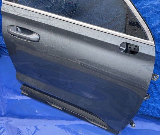 HYUNDAI PALISADE FRONT RIGHT SIDE DOOR ASSEMBLY GRAY (P7V) 2020 - 2025