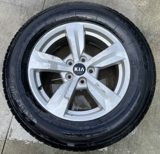 KIA SORENTO 17x7 5 SPOKE SILVER ALLOY WHEEL W/TIRE (ONLY