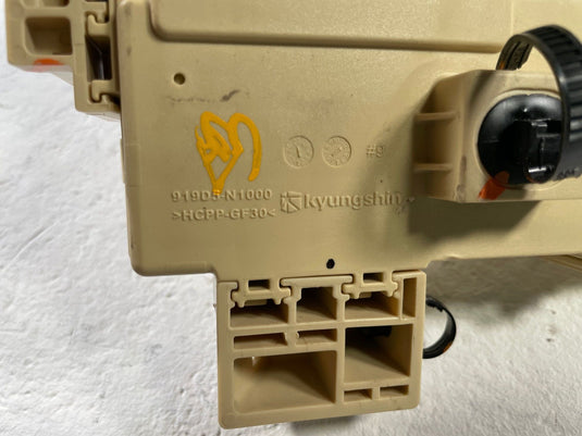 25-26 HYUNDAI IONIQ 5 CABIN FUSE RELAY BOX JUNCTION BLOCK 91960-PI010