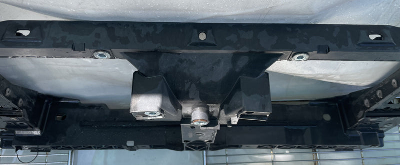Load image into Gallery viewer, RADIATOR CORE SUPPORT BRACKET 2014 - 2024 INFINITI Q50, 2017-2022 Q60 # 112491

