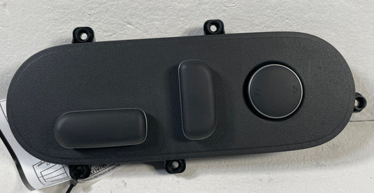 2025-2026 HYUNDAI IONIQ 5 FRONT LEFT SIDE SEAT ADJUSTMENT CONTROL SWITCH