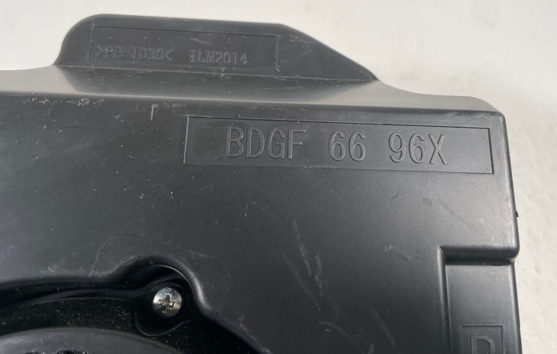 Load image into Gallery viewer, 2023 - 2025 MAZDA CX-50 FRONT RIGHT SIDE DOOR AUDIO SPEAKER SUBWOOFER # 113082
