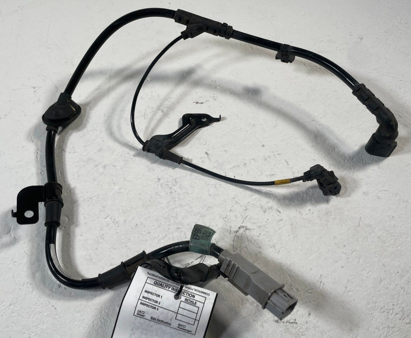Load image into Gallery viewer, 20-25 HYUNDAI PALISADE REAR RIGHT PASSENGER SIDE ABS WHEEL SPEED SENSOR #111815
