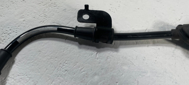 Load image into Gallery viewer, 20-25 HYUNDAI PALISADE REAR RIGHT PASSENGER SIDE ABS WHEEL SPEED SENSOR #111815
