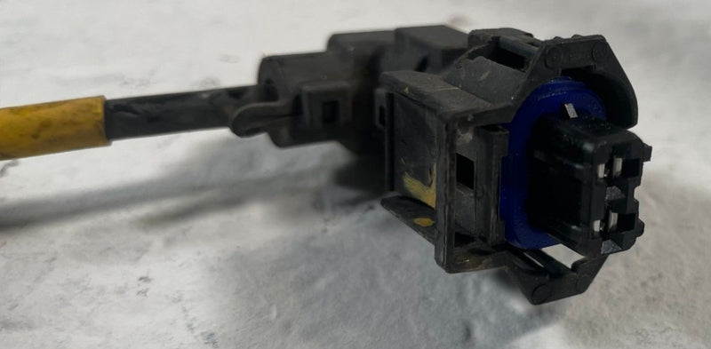 Load image into Gallery viewer, 20-25 HYUNDAI PALISADE REAR RIGHT PASSENGER SIDE ABS WHEEL SPEED SENSOR #111815
