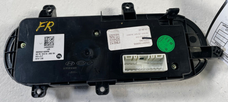 Load image into Gallery viewer, 25-26 HYUNDAI IONIQ 5 FRONT RIGHT SIDE SEAT ADJUSTMENT CONTROL SWITCH # 109065
