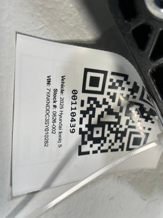 2025 - 2026 HYUNDAI IONIQ 5 FRONT RIGHT SIDE MOTOR MOUNTING BRACKET