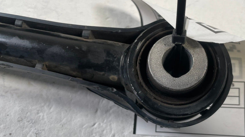 Load image into Gallery viewer, 20-25 HYUNDAI PALISADE REAR LEFT OR RIGHT SIDE LOWER LATERAL CONTROL ARM #111822
