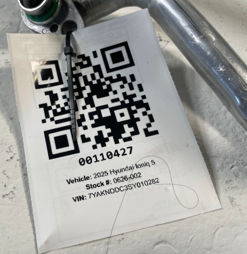 Load image into Gallery viewer, 2022-2026 HYUNDAI IONIQ 5 AWD AC AIR CONDITIONING SUCTION PIPE LINE TUBE #110427
