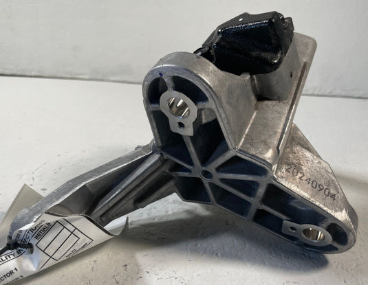 2025 - 2026 HYUNDAI IONIQ 5 FRONT RIGHT SIDE DRIVE UNIT MOUNT BRACKET