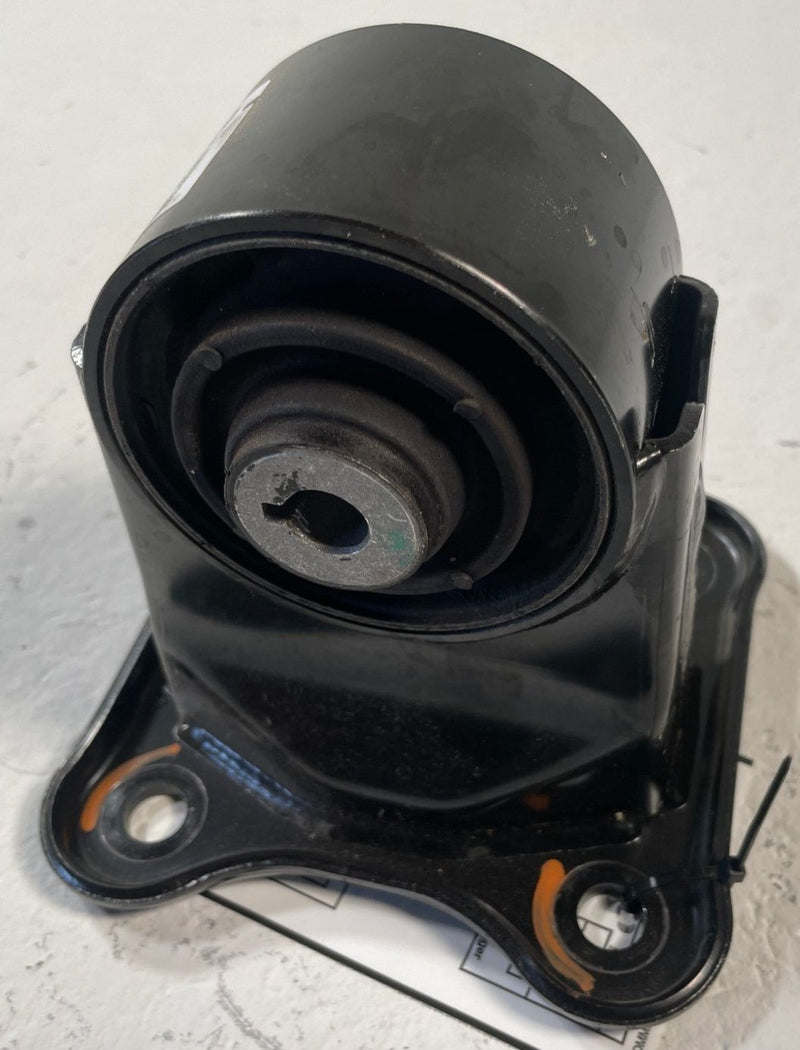 Load image into Gallery viewer, 2022 - 2026 HYUNDAI IONIQ 5 DRIVE UNIT REARWARD MOUNT SUPPORT BRACKET # 110434
