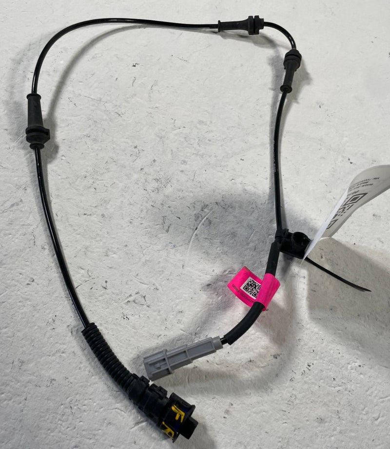 Load image into Gallery viewer, 2025-2026 HYUNDAI IONIQ 5 FRONT RIGHT PASSENGER ABS WHEEL SPEED SENSOR # 109064
