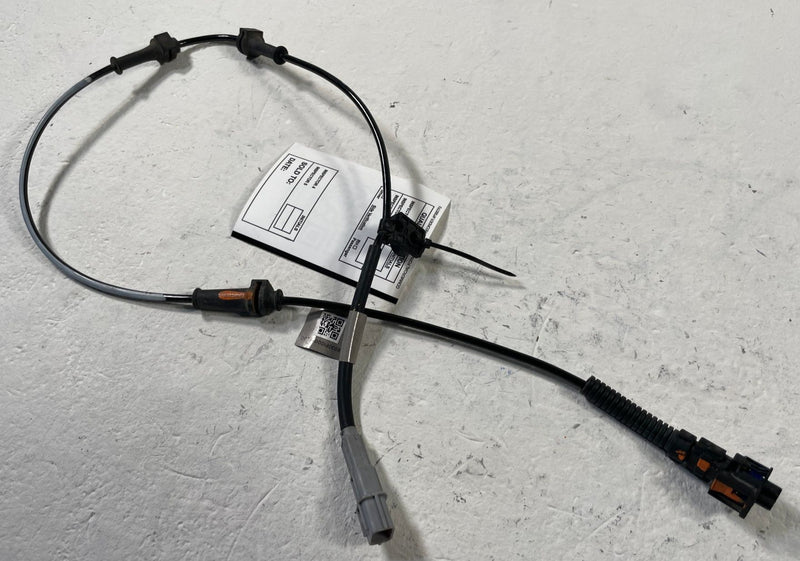 Load image into Gallery viewer, 2025-2026 HYUNDAI IONIQ 5 FRONT LEFT DRIVER SIDE ABS WHEEL SPEED SENSOR # 109074

