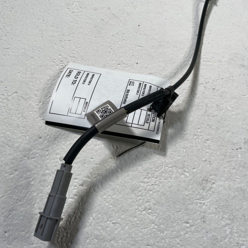 Load image into Gallery viewer, 2025-2026 HYUNDAI IONIQ 5 FRONT LEFT DRIVER SIDE ABS WHEEL SPEED SENSOR # 109074
