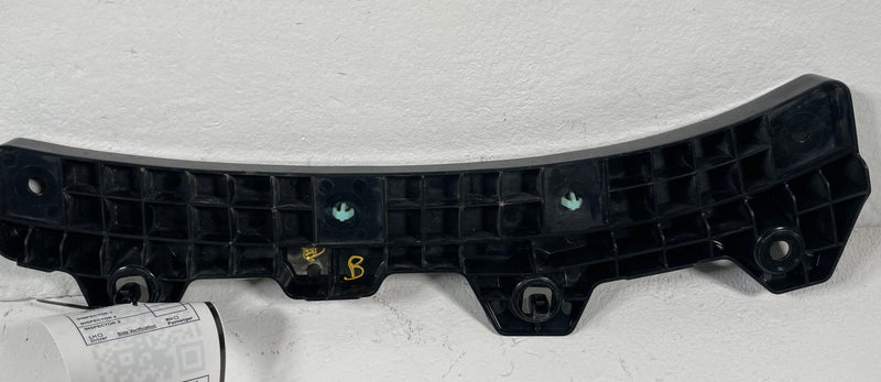 Load image into Gallery viewer, 23-26 MAZDA CX-50 REAR LEFT WHEEL ARCH MOLDING MOUNT BRACKET VA4051U40 # 113091
