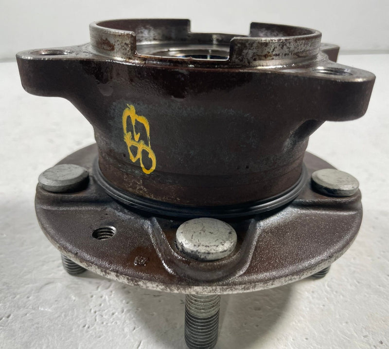 Load image into Gallery viewer, 2023 - 2025 MAZDA CX-50 REAR LEFT OR RIGHT SIDE WHEEL BEARING HUB # 113092
