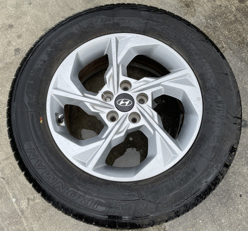 Load image into Gallery viewer, HYUNDAI TUCSON 17x7 5 SPOKE ALLOY WHEEL RIM W/TIRE (ONLY#1) 2022-2024 # 107708
