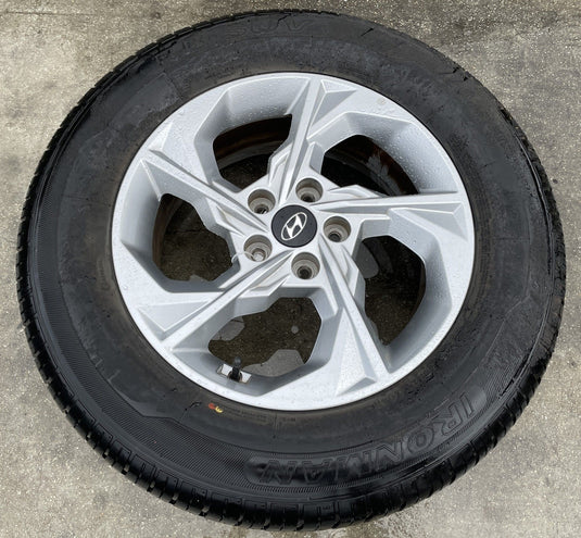 HYUNDAI TUCSON 17x7 5 SPOKE ALLOY WHEEL RIM W/TIRE (ONLY#1) 2022-2024 # 107708