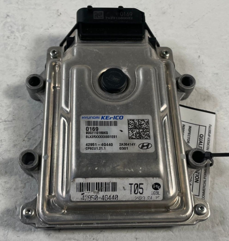 Load image into Gallery viewer, 23-25 HYUNDAI PALISADE SBW AUTOMATIC TRANSMISSION CONTROL MODULE 3.8L # 111825
