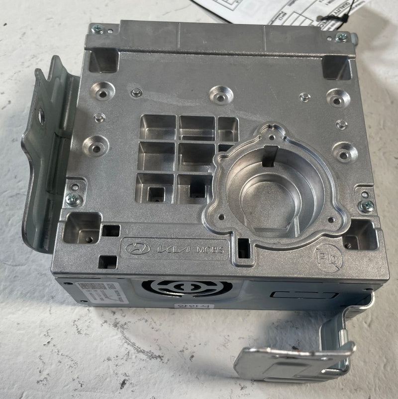 Load image into Gallery viewer, 2025 - 2026 HYUNDAI IONIQ 5 CLUSTER COMMUNICATION CONTROL MODULE UNIT # 110432
