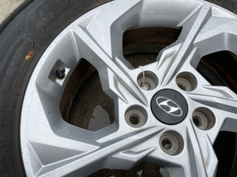 Load image into Gallery viewer, HYUNDAI TUCSON 17x7 5 SPOKE ALLOY WHEEL RIM W/TIRE (ONLY#1) 2022-2024 # 107708
