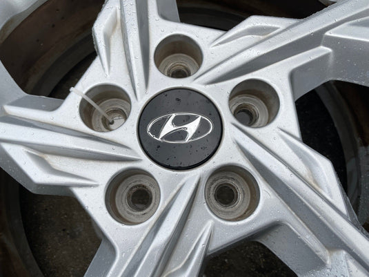 HYUNDAI TUCSON 17x7 5 SPOKE ALLOY WHEEL RIM W/TIRE (ONLY#1) 2022-2024 # 107708