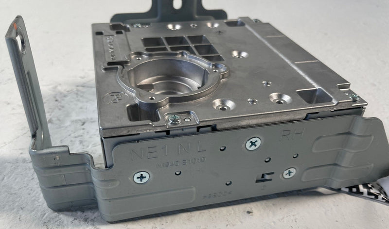 Load image into Gallery viewer, 2025 - 2026 HYUNDAI IONIQ 5 CLUSTER COMMUNICATION CONTROL MODULE UNIT # 110432
