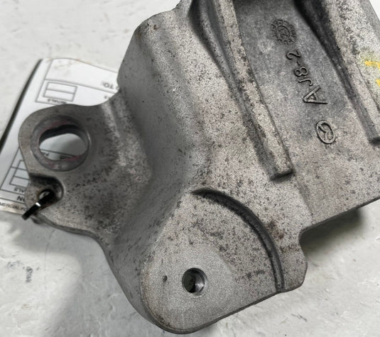2023-2025 MAZDA CX-50 2.5L S LEFT SIDE TRANSMISSION MOUNT SUPPORT BRACKET 113088