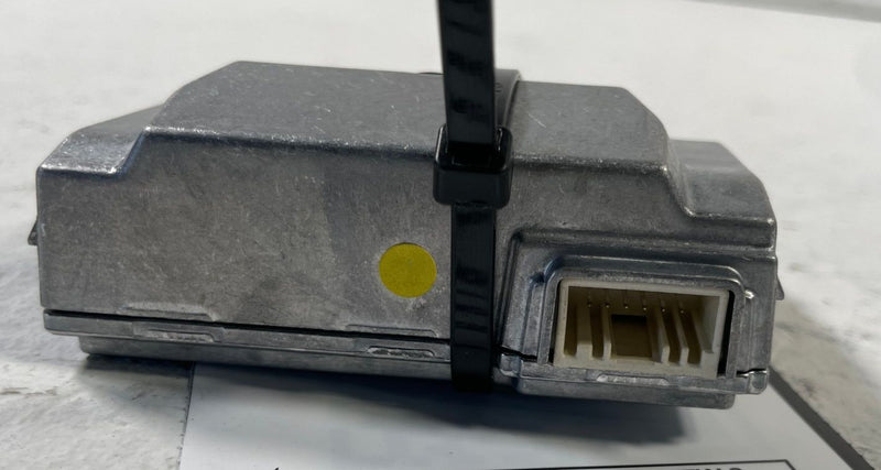 Load image into Gallery viewer, 2025-2026 HYUNDAI IONIQ 5 WINDSHIELD LANE ASSIST DEPARTURE CAMERA MODULE #109095
