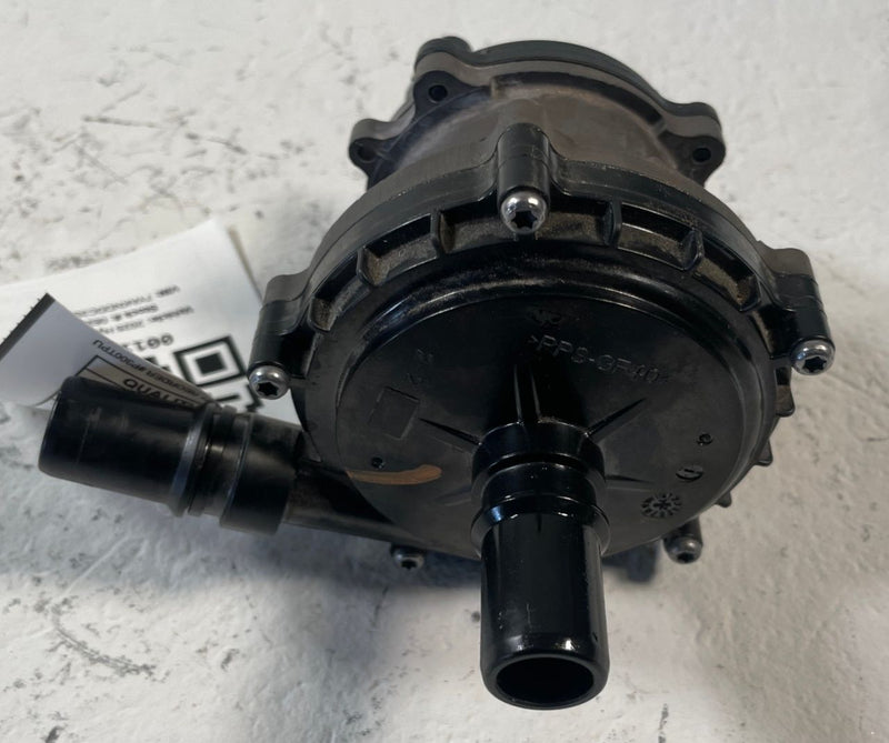 Load image into Gallery viewer, 2025 - 2026 HYUNDAI IONIQ 5 ENGINE MOTOR AUXILIARY WATER COOLANT PUMP # 110442
