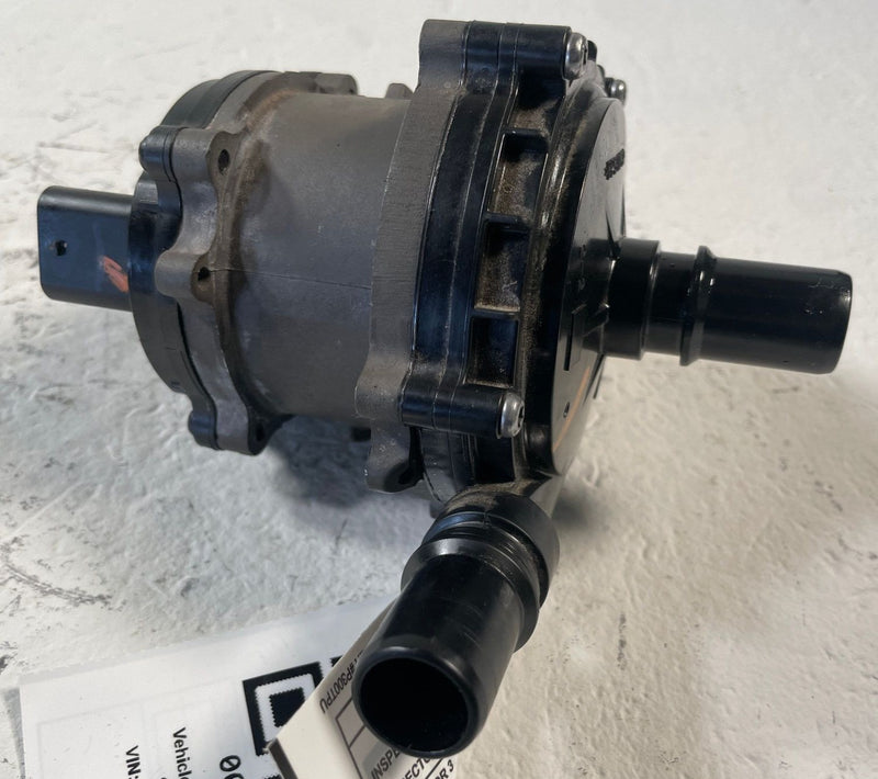 Load image into Gallery viewer, 2025 - 2026 HYUNDAI IONIQ 5 ENGINE MOTOR AUXILIARY WATER COOLANT PUMP # 110442
