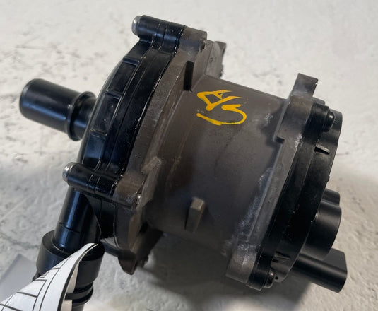 2025 - 2026 HYUNDAI IONIQ 5 ENGINE MOTOR AUXILIARY WATER COOLANT PUMP