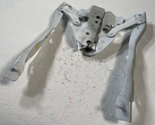 2025-2026 HYUNDAI IONIQ 5 FRONT RIGHT & LEFT HOOD BONNET HINGE ASSEMBLY