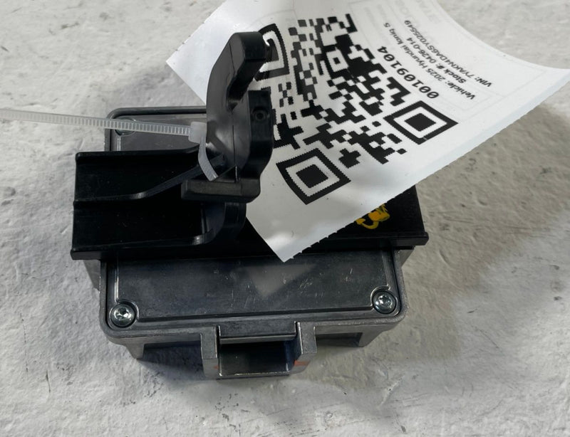 Load image into Gallery viewer, 2025 HYUNDAI IONIQ 5 ADAS ADVANCED DRIVE ASSISTANCE CONTROL MODULE # 109104
