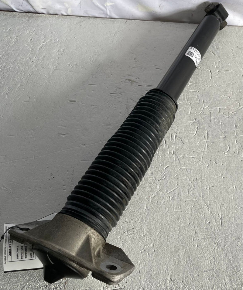 Load image into Gallery viewer, 2021-2025 KIA SORENTO REAR LEFT &amp; RIGHT SIDE SHOCK STRUT ABSORBER 2.5L # 110112
