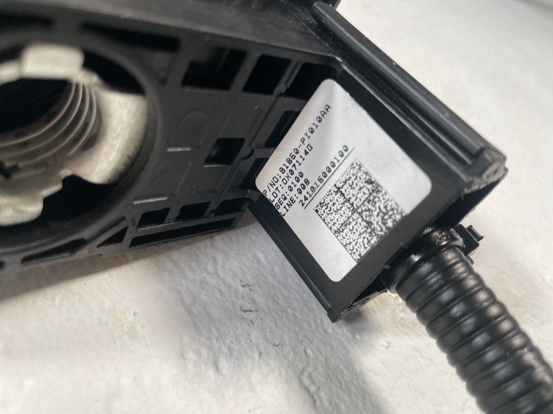 Load image into Gallery viewer, 2025-26 HYUNDAI IONIQ 5 POSITIVE BATTERY CABLE WIRE HARNESS 91850-PI010 # 110429
