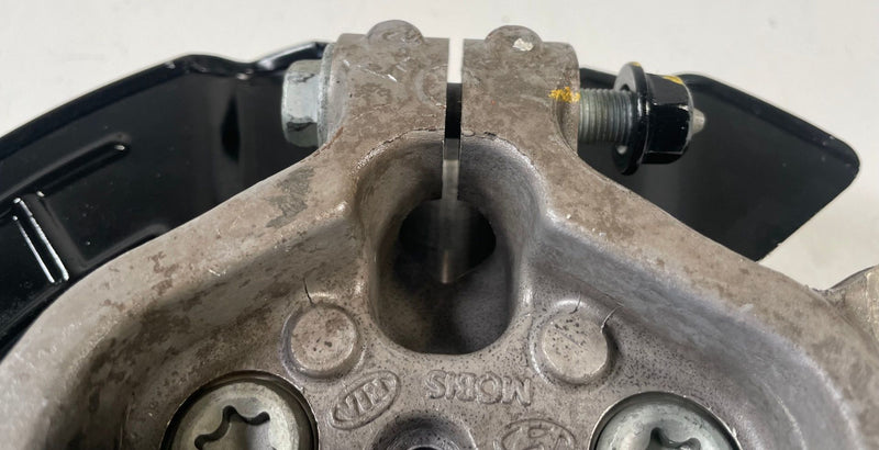 Load image into Gallery viewer, 2020-2025 HYUNDAI FWD PALISADE FRONT RIGHT SIDE SPINDLE KNUCKLE W/ HUB # 111852
