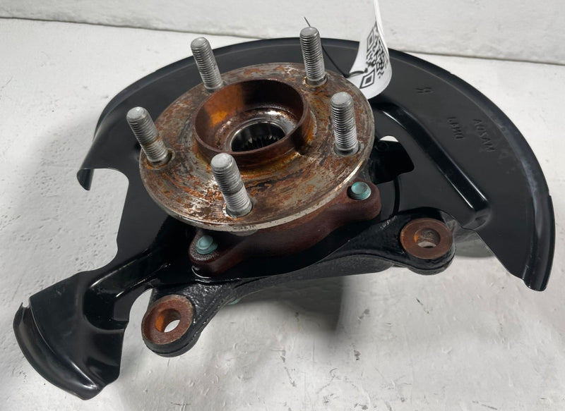 Load image into Gallery viewer, 2023-2025 MAZDA CX-50 FRONT RIGHT PASSENGER SIDE SPINDLE KNUCKLE W/ HUB # 113142
