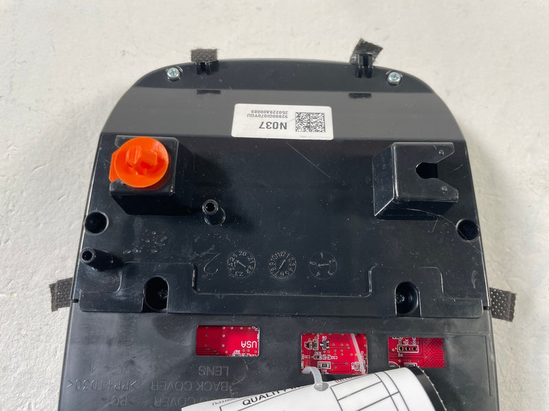 Load image into Gallery viewer, 2025-2026 HYUNDAI IONIQ 5 OVERHEAD ROOF CONSOLE DOME LIGHT LAMP SWITCH # 109107
