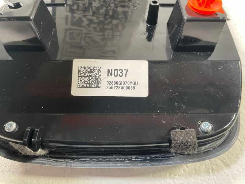 Load image into Gallery viewer, 2025-2026 HYUNDAI IONIQ 5 OVERHEAD ROOF CONSOLE DOME LIGHT LAMP SWITCH # 109107
