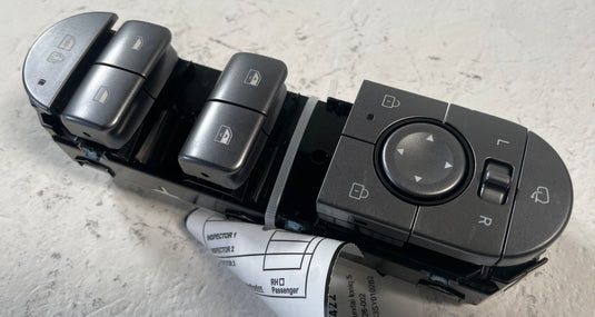 2025 - 2026 HYUNDAI IONIQ 5 FRONT LEFT DRIVER DOOR MASTER WINDOW SWITCH 