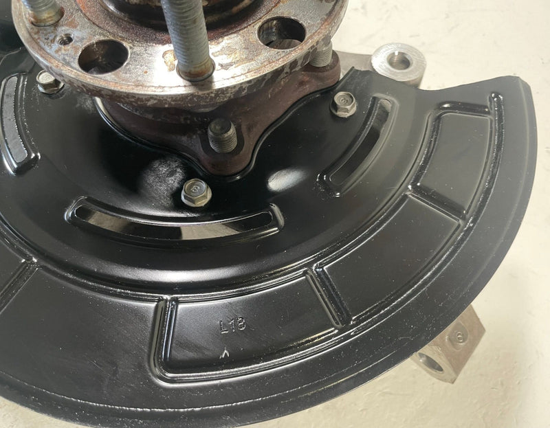 Load image into Gallery viewer, 2020-25 HYUNDAI PALISADE FWD FRONT LEFT SPINDLE KNUCKLE W/ BEARING HUB # 111847
