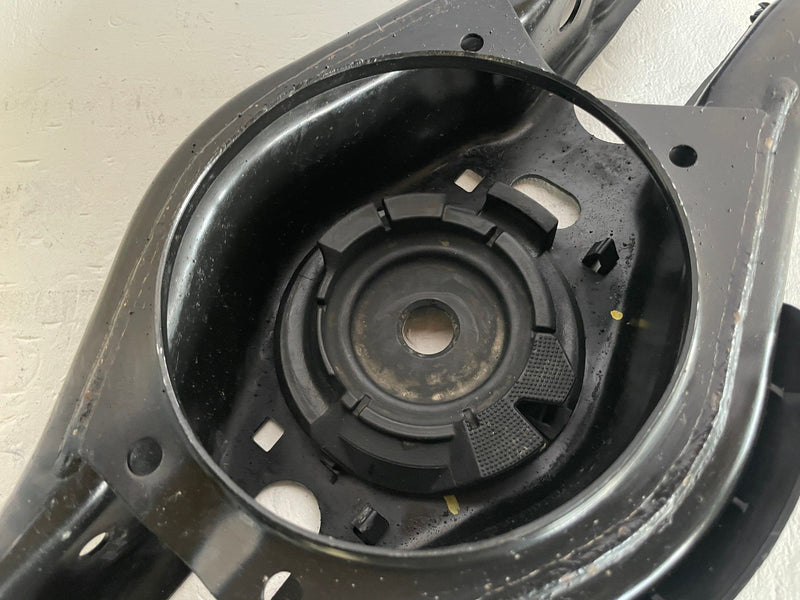Load image into Gallery viewer, 2022-2025 HYUNDAI TUCSON REAR LEFT SIDE LOWER CONTROL ARM SPRING PERCH # 107699
