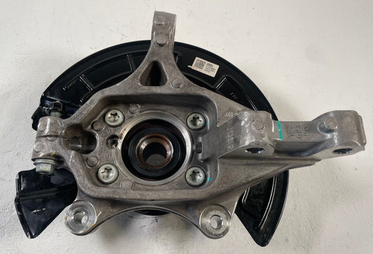 2020-25 HYUNDAI PALISADE FWD FRONT LEFT SPINDLE KNUCKLE W/ BEARING HUB