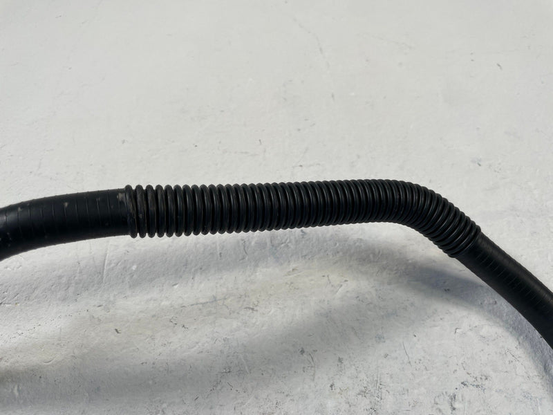 Load image into Gallery viewer, 25-26 HYUNDAI IONIQ 5 RADIATOR COOLANT COOLING LOWER INLET HOSE TUBE # 109101
