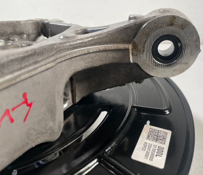 Load image into Gallery viewer, 2020-25 HYUNDAI PALISADE FWD FRONT LEFT SPINDLE KNUCKLE W/ BEARING HUB # 111847
