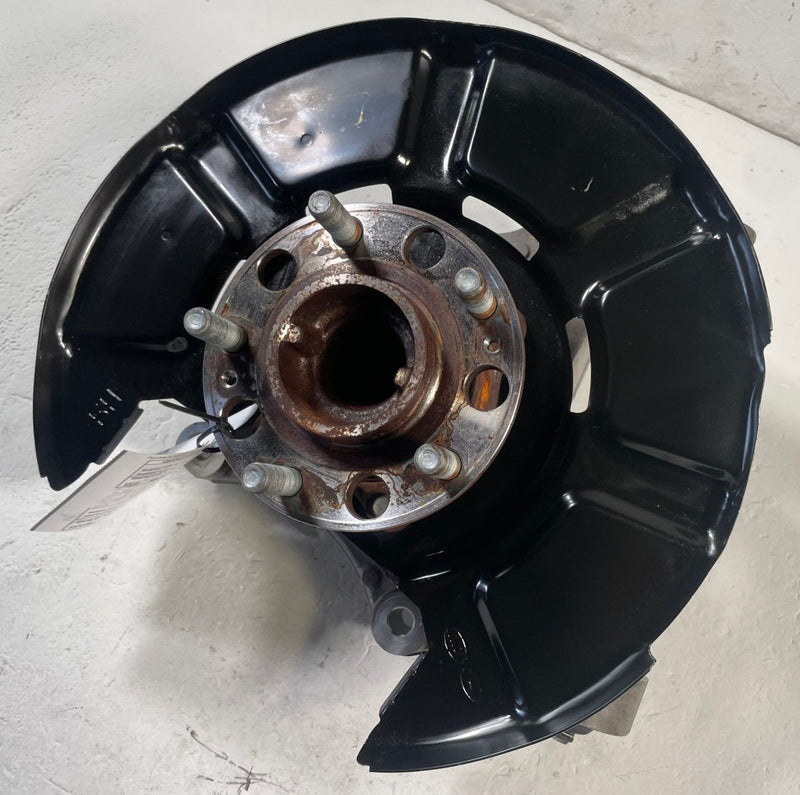 Load image into Gallery viewer, 2020-2025 HYUNDAI PALISADE FWD REAR RIGHT SPINDLE KNUCKLE W/ BEARING HUB #111859

